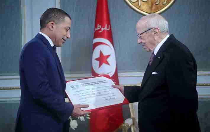 رئيس الجمهورية يستقبل غازي الغرايري سفير تونس باليونسكو